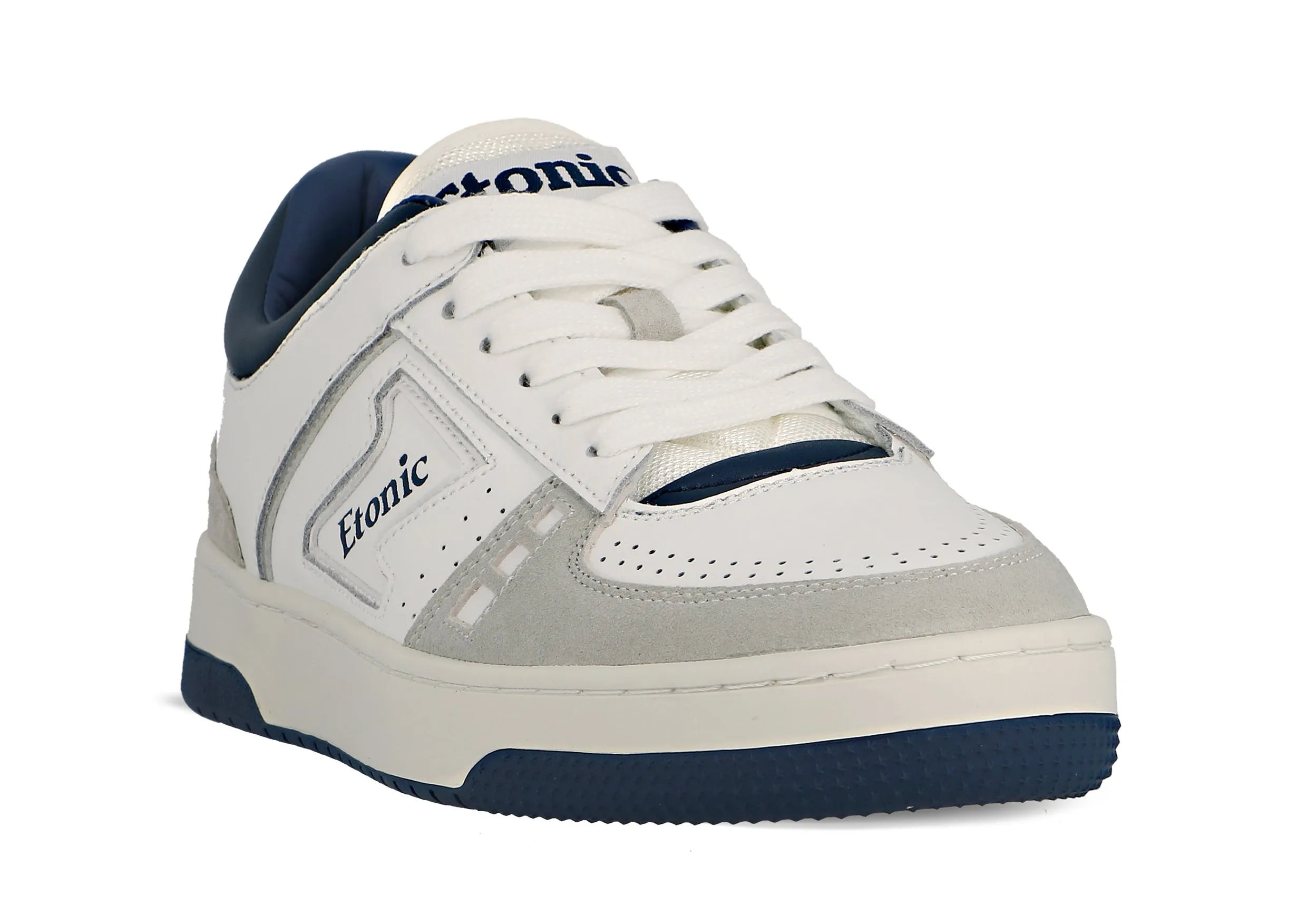 Etonic B509 sneakers in white leather, light grey suede, navy blue details and off white outsole.