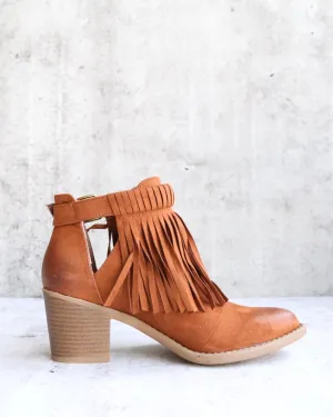 Final Sale - Fringe Cut Out Chunky Heel Booties in Rust